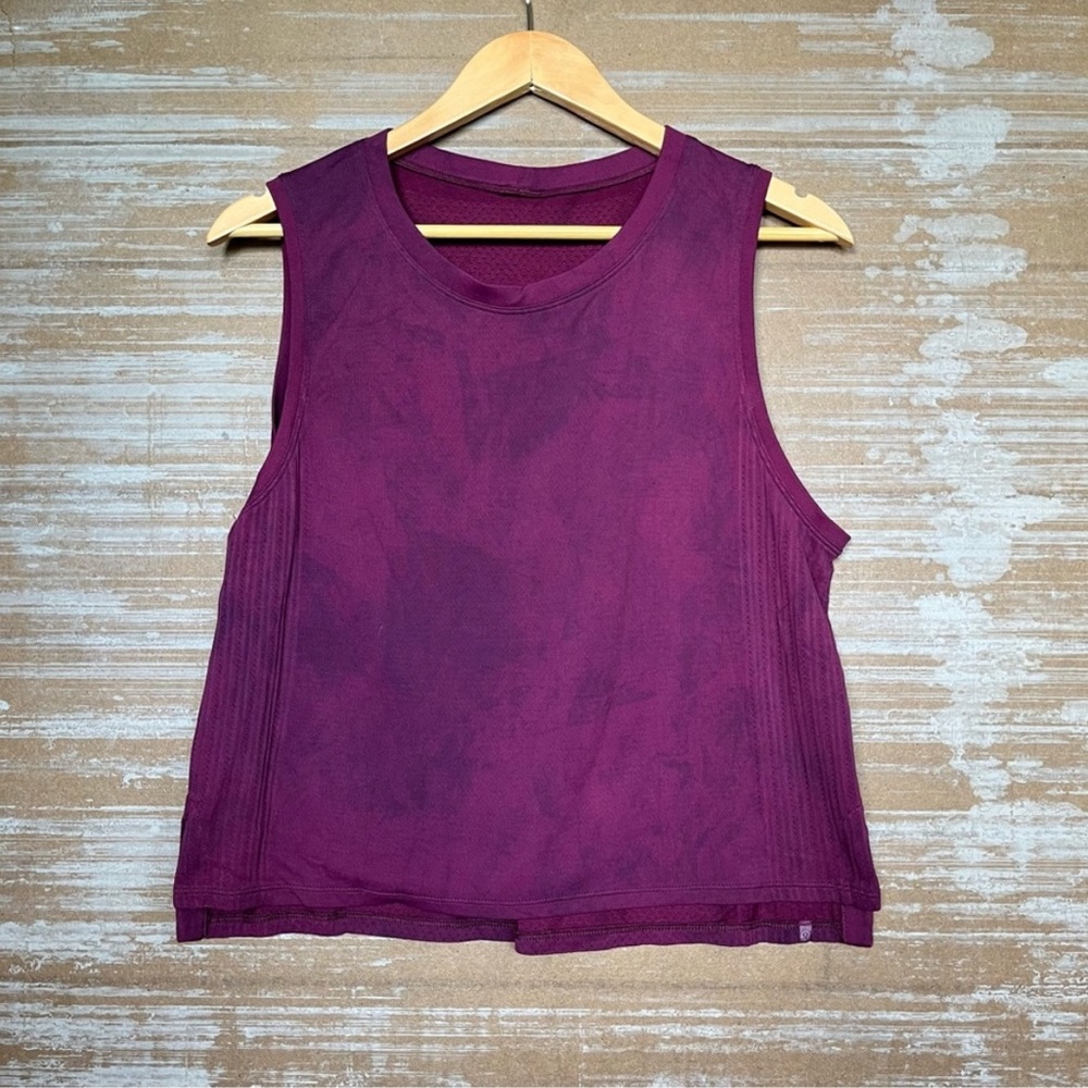 Lululemon Train to Be Crop Muscle Tank Purple Tie Dye Womens L